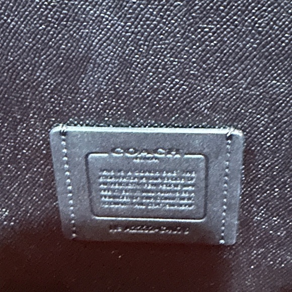 Original Coach Tatum Carryall In Signature Canvas Women's Bag - Picture 11 of 12